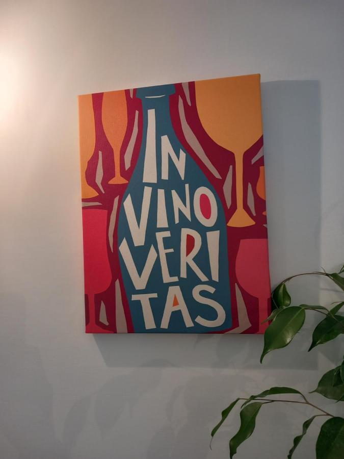 In Vino Veritas Sulmona Luaran gambar